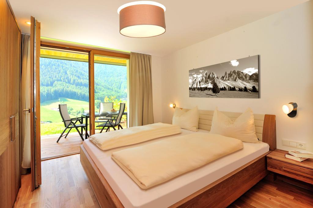Peterwieshof Funes  Quarto foto